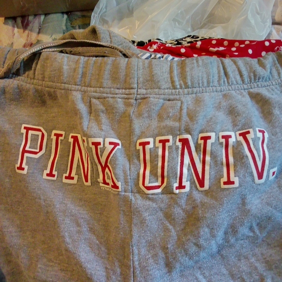 PINK by Victoria Secret Pink University 1986 - Picture 5 of 5